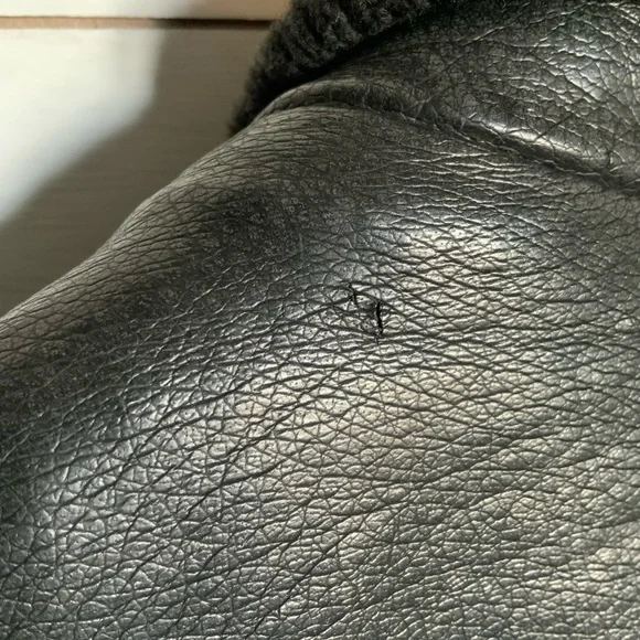 LEVI’S vintage black faux leather trucker motorcycle jacket zippers - Picture 9 of 16